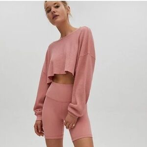 Aritzia TNA oversized cropped thermal